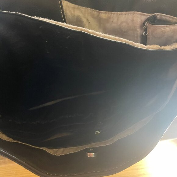 Kenneth Cole Reaction Laptop Bag - Picture 3 of 7